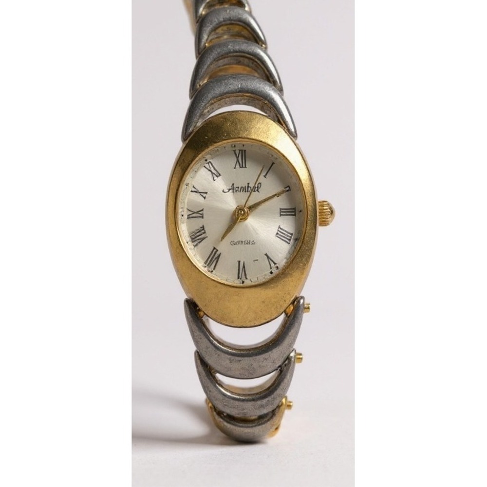 Annibel Women Two Tone Oval Face Roman Numeral Quartz Wristwatch Gold Silver